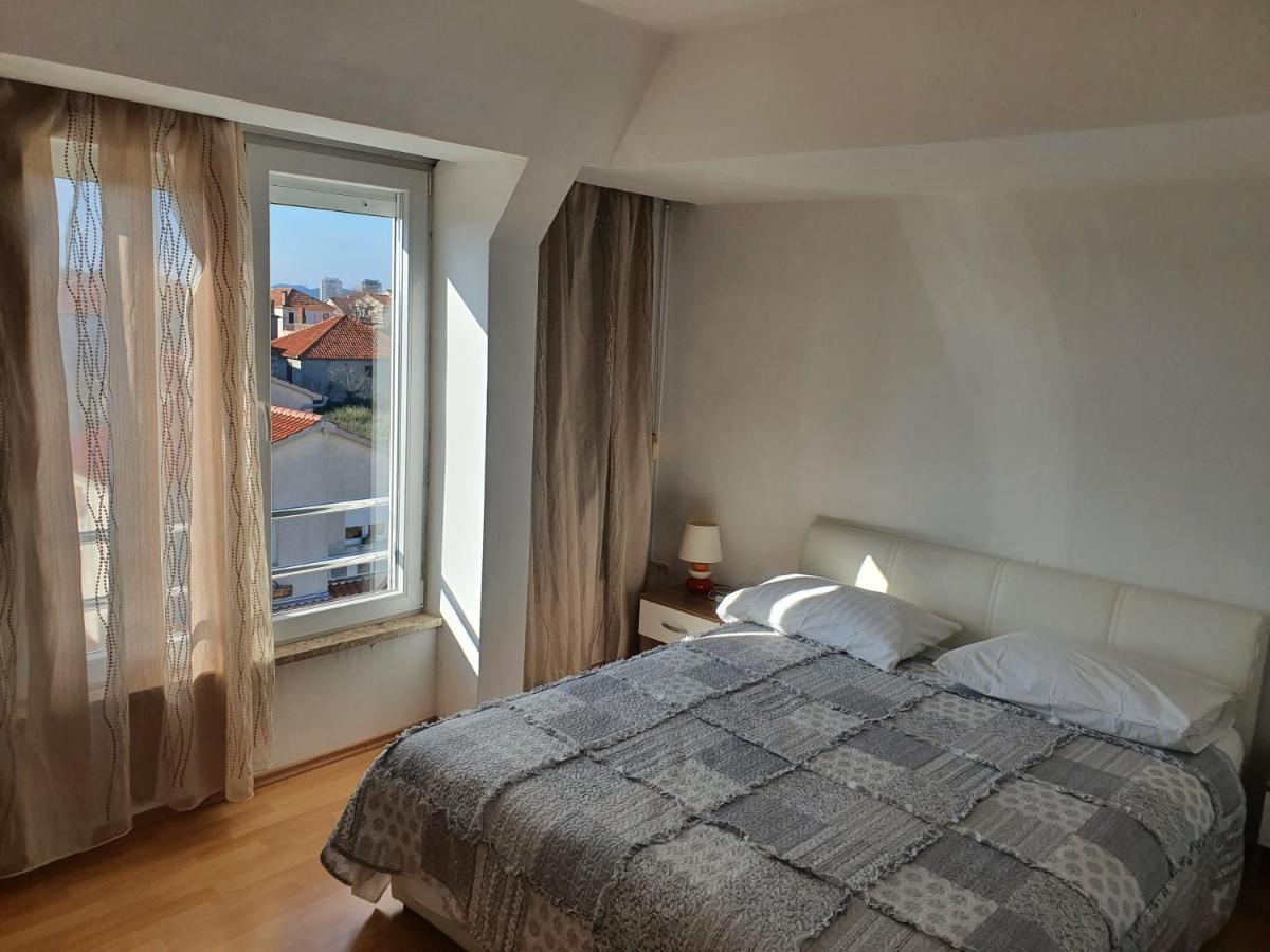 Cozy Two-bedroom Zadar