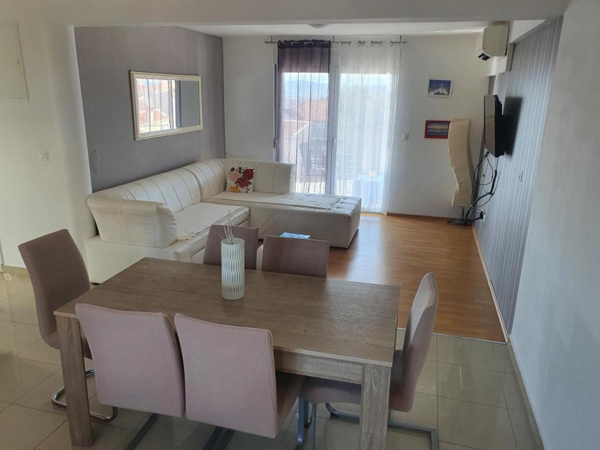 Apartment Cozy Two-bedroom Zadar